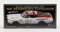 Cale Yarborough #21 NASCAR 1968 Mercury Cyclone 60 Minute Cleaners University of Racing 1:24