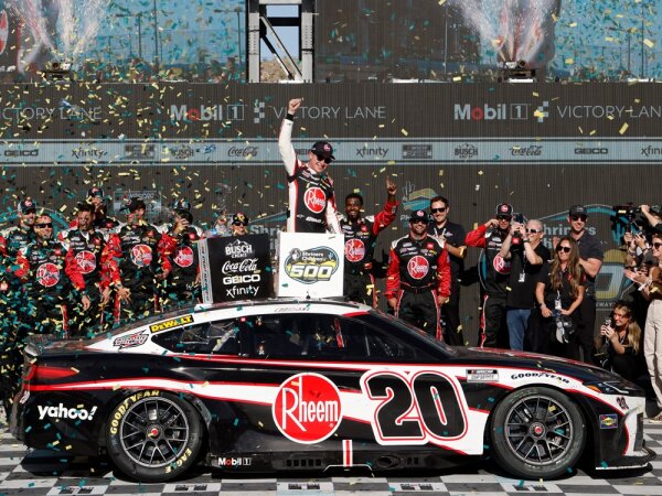 Christopher Bell #20 NASCAR 2024 JGR Toyota Rheem Phoenix Race Win 1:64