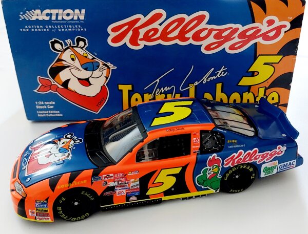Terry Labonte #5 NASCAR 2001 Chevrolet HMS Kelloggs 1:24