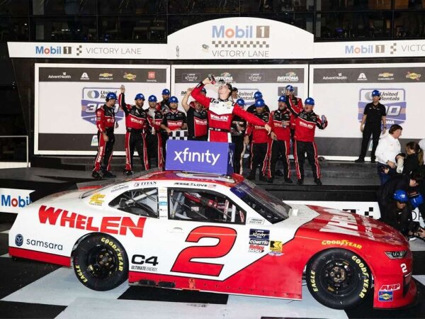 Jesse Love #2 NASCAR 2025 Chevrolet RCR Whelen Daytona Win 1:24 Standard