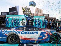 Kyle Larson #5 NASCAR 2025 HMS  HendrickCars.com...