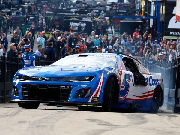 Kyle Larson #5 NASCAR 2025 HMS HendrickCars.com Bristol Race Win 1:24 Elite