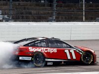 Denny Hamlin #11 NASCAR 2025 JGR Toyota Sport Clips...