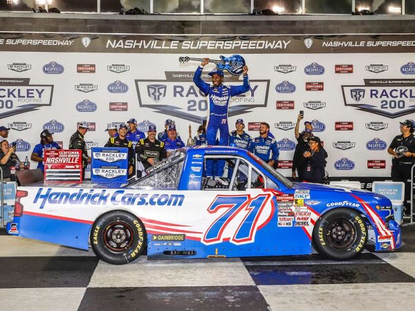 Rajah Caruth #71 NASCAR 2025 SM Hendrickcars.com Truck Series Nashville Race Win 1:64