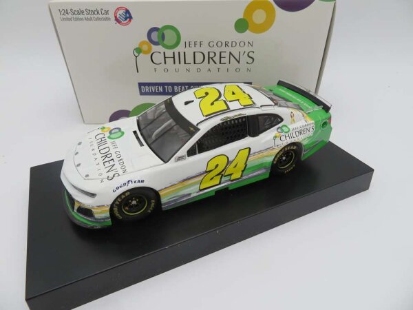 Jeff Gordon #24 NASCAR 201 HM Chevrolet Childrens Foundation 1:24