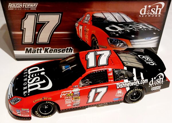 Matt Kenseth #17 NASCAR 2007 Ford Fusion Dish Network 1:24