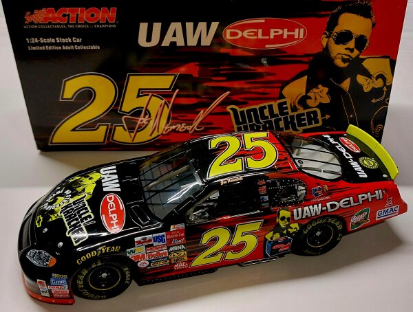 Joe Nemecheck #25 NASCAR 2003 HM Chevrolet Monte Carlo UAW Delphi Uncle Cracker 1:24