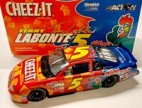 Terry Labonte #5 NASCAR 2002 Chevrolet HMS...