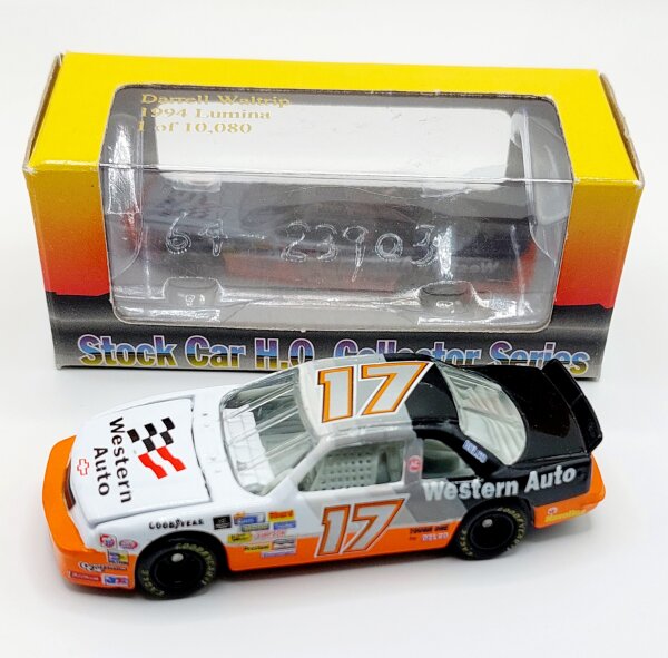 Darrell Waltrip #17 NASCAR 1994 DWR Chevrolet Western Auto 1:64