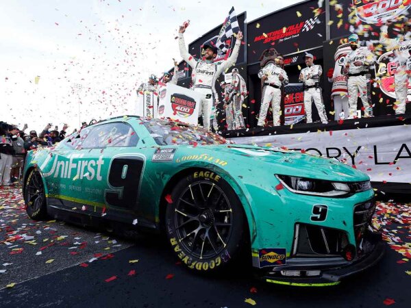 Chase Elliott #9 NASCAR 2026 HMS Chevrolet Unifirst Martinsville Race Win 1:64