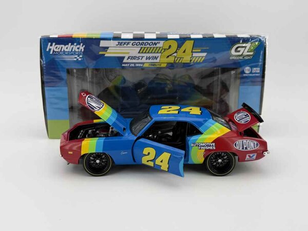 Jeff Gordon #24  NASCAR 1969 Chevy First Hendrick Motorsports Win Tribute Charlotte Win 1:18