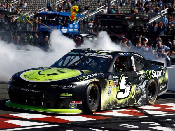 Shane van Gisbergen #9 NASCAR 2026 JM Chevrolet Superfile Sonoma Win 1:64