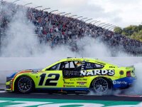 Ryan Blaney #12 NASCAR TP 2026 Menards Dutch Boy New...